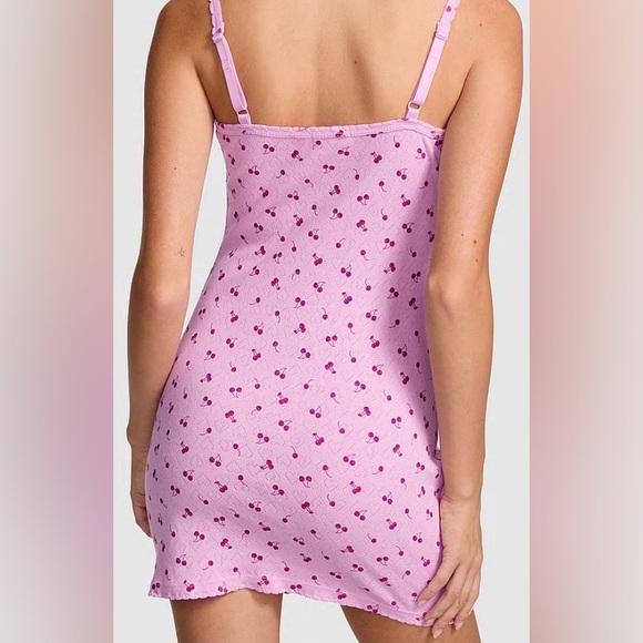 NWT VICTORIA SECRET 🍒 & PINK POINTELLE SLIP DRESS! COMES W/VS 🍒 OR LACE UNDIES! - Picture 3 of 6